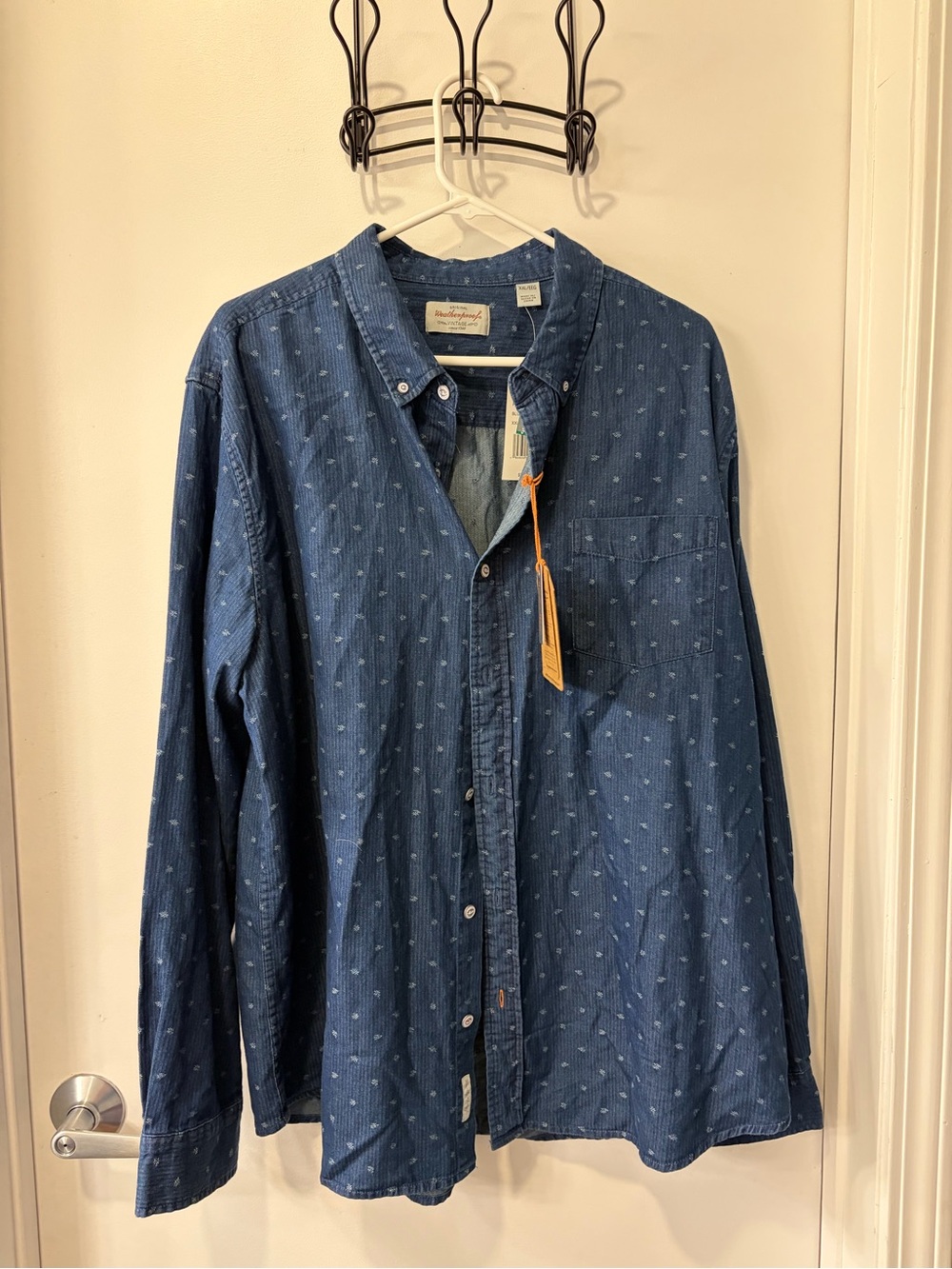 Casual Indigo Printed Button-Down Shirt - Denim & Flower Pattern